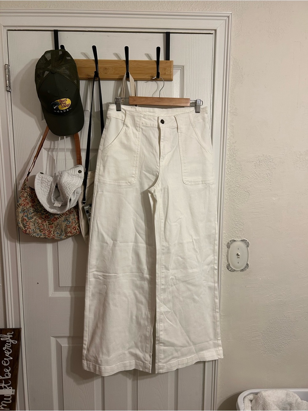 White High-Waisted Wide Leg Jeans